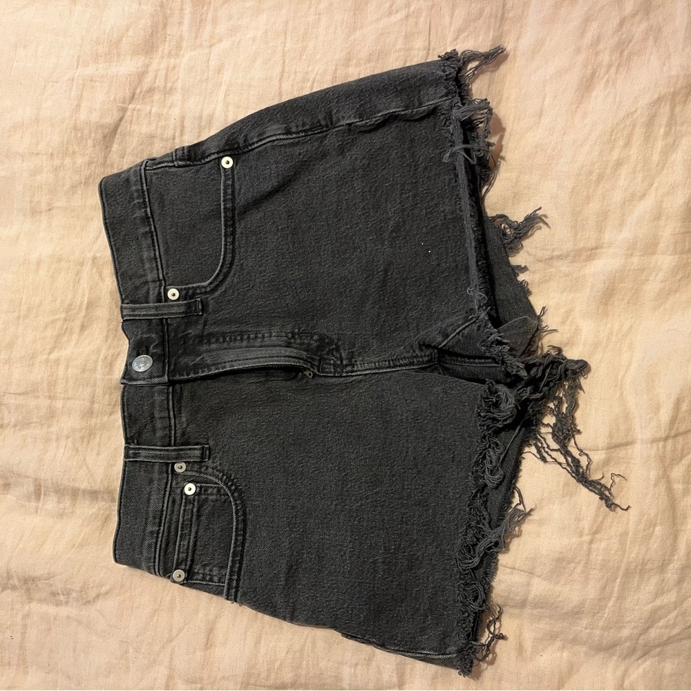 Madewell Perfect Jean Short in Lunar Wash